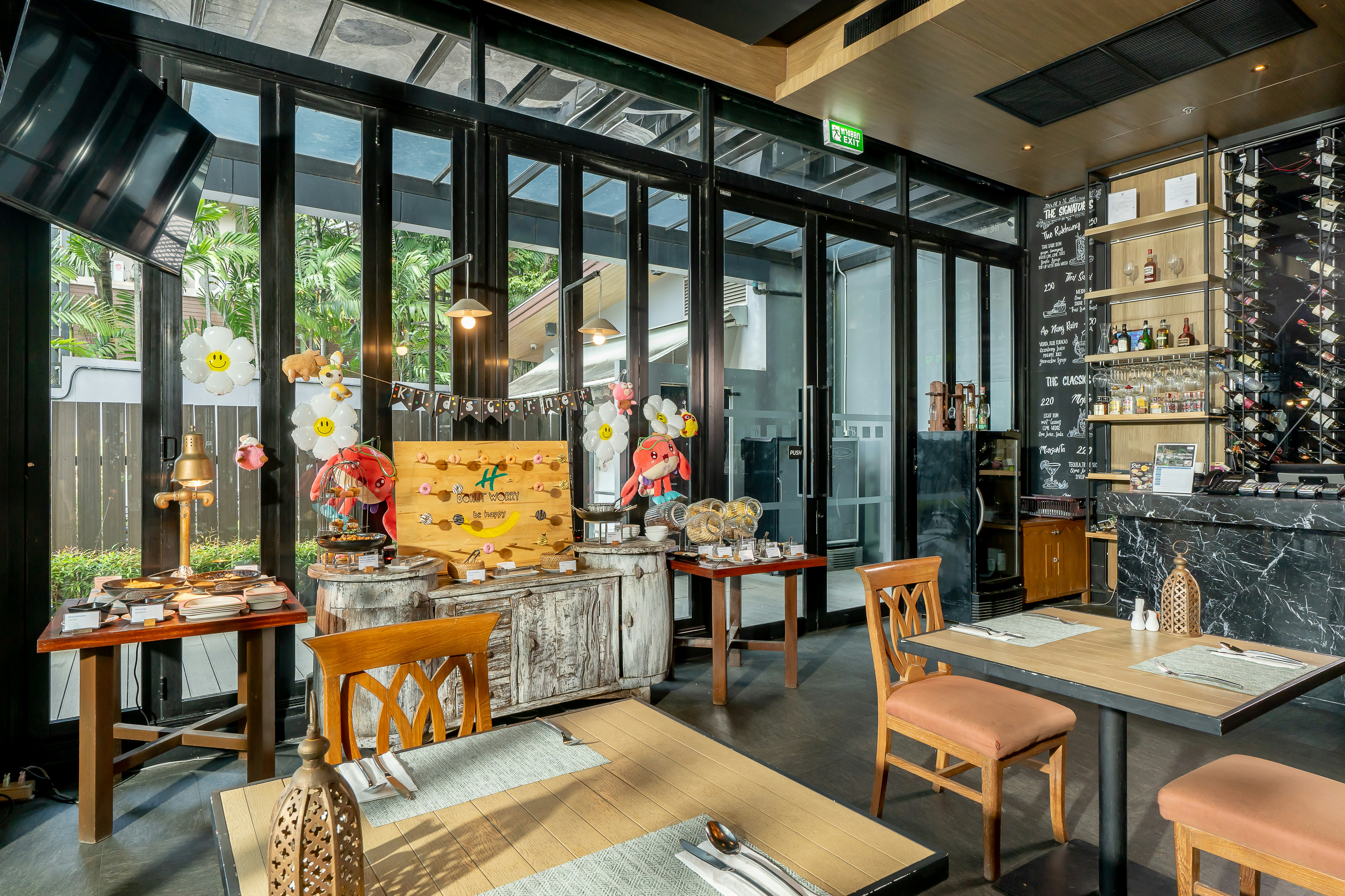 Holiday Inn Resort Krabi Ao Nang Beach 63/79