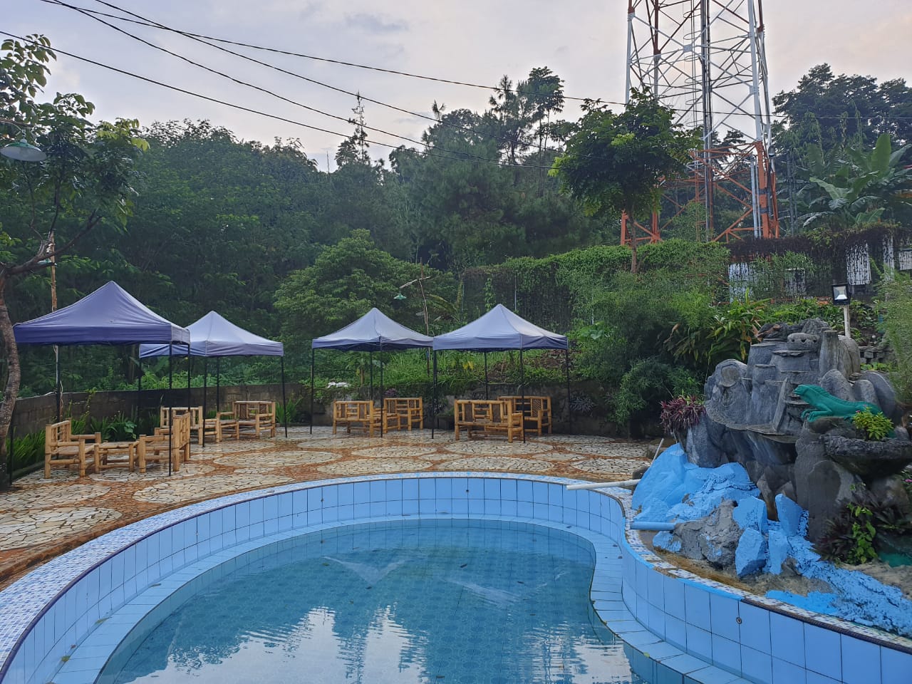 OYO 3040 D pineapple Villa 32/32