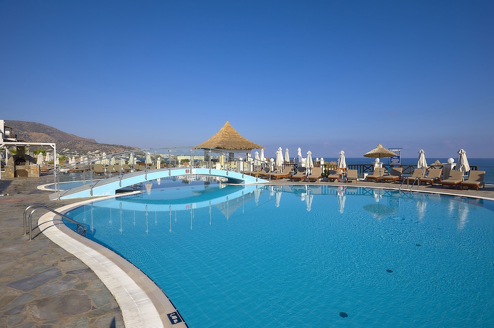 Alexander Beach Hotel & Village Resort 22/49
