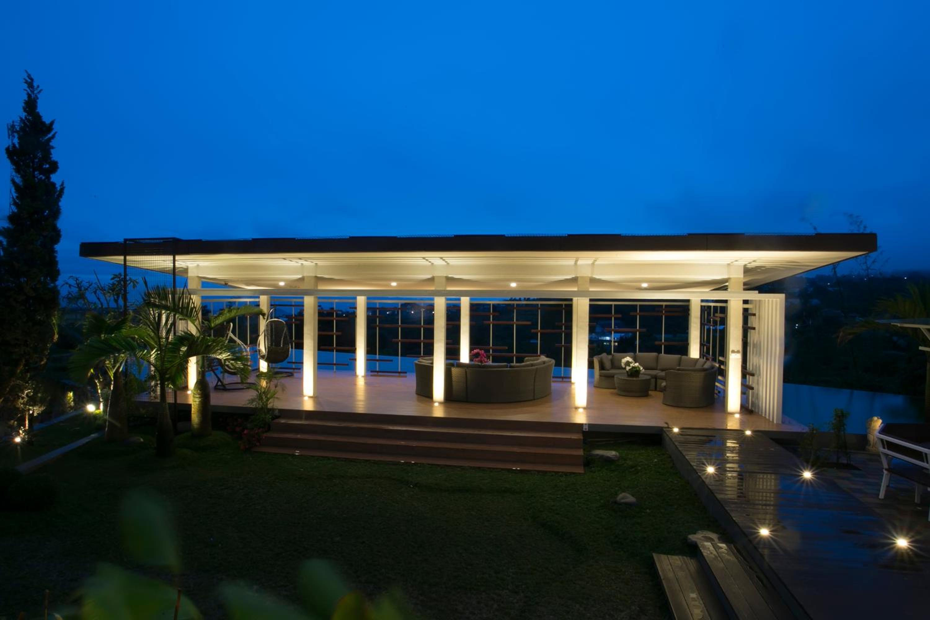 Moscato Hotel and Cafe 3/39