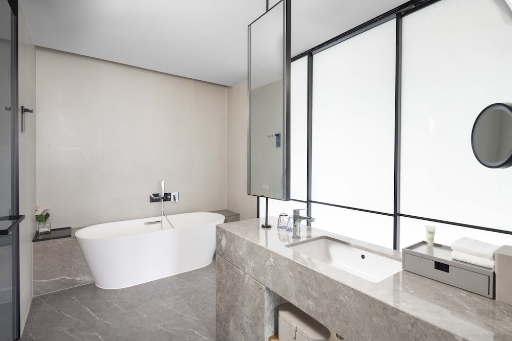 Fairfield by Marriott Pujiang 24/25