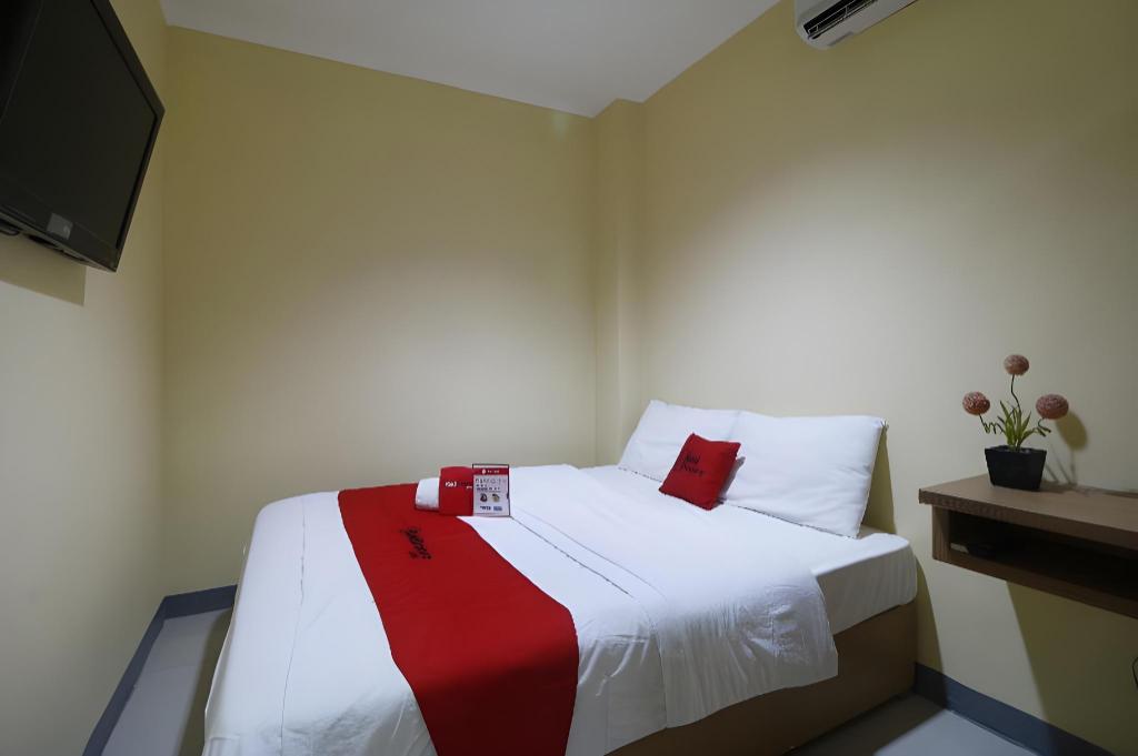 Reddoorz Near Itc Cempaka Mas 28/54