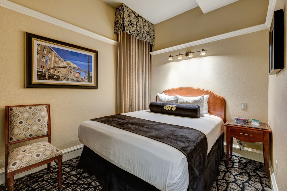 Gaslamp Plaza Suites 20/68