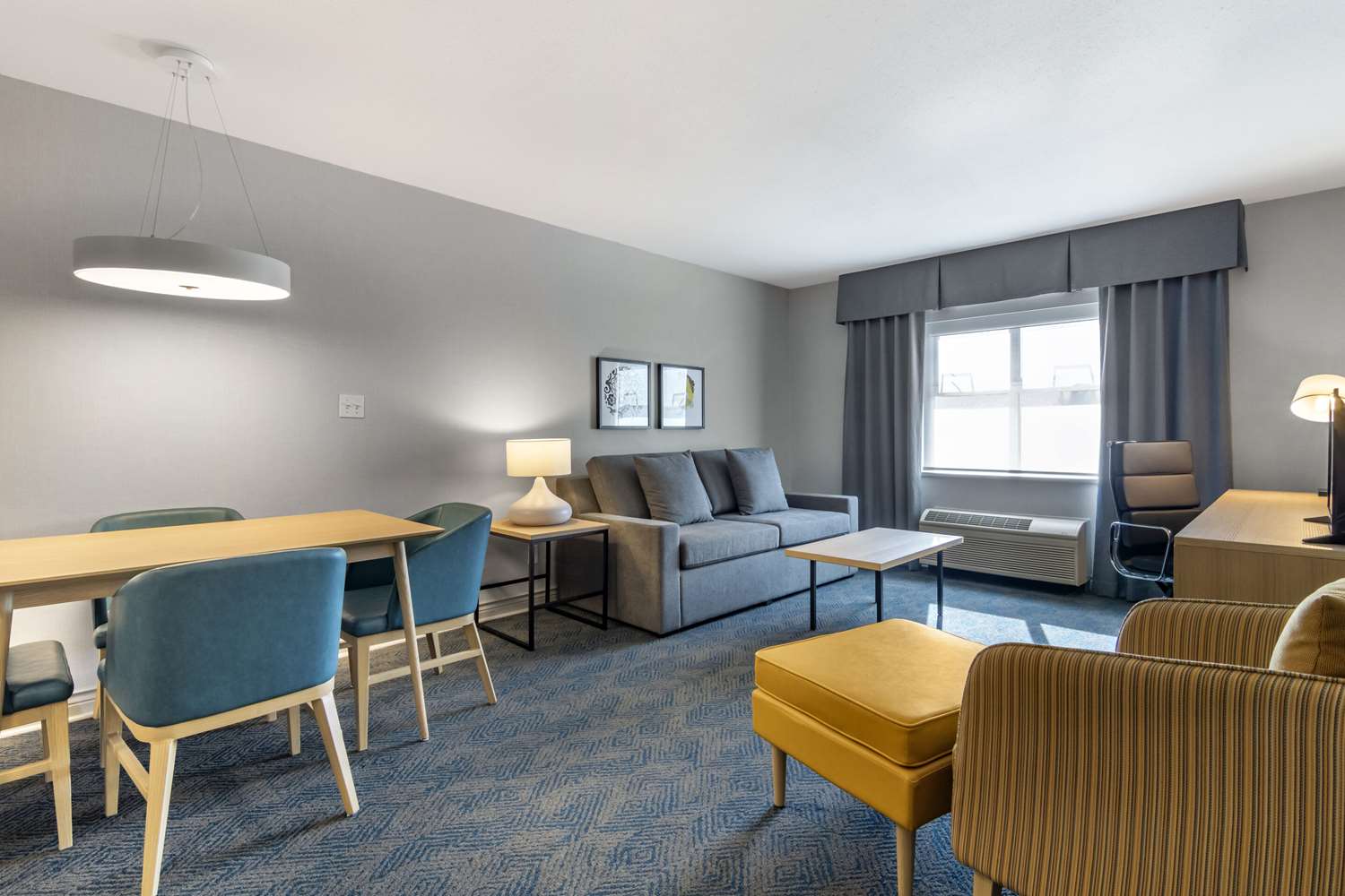 Clarion Hotel & Conference Centre Abbotsford - Fraser Valley 13/24