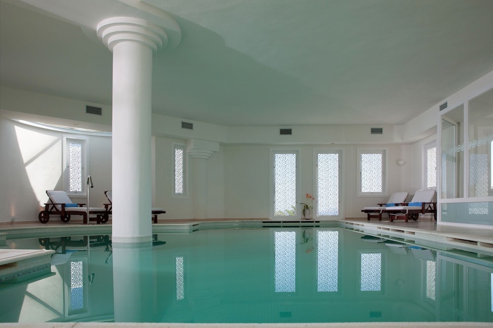 Saint John Hotel Villas and Spa 80/107
