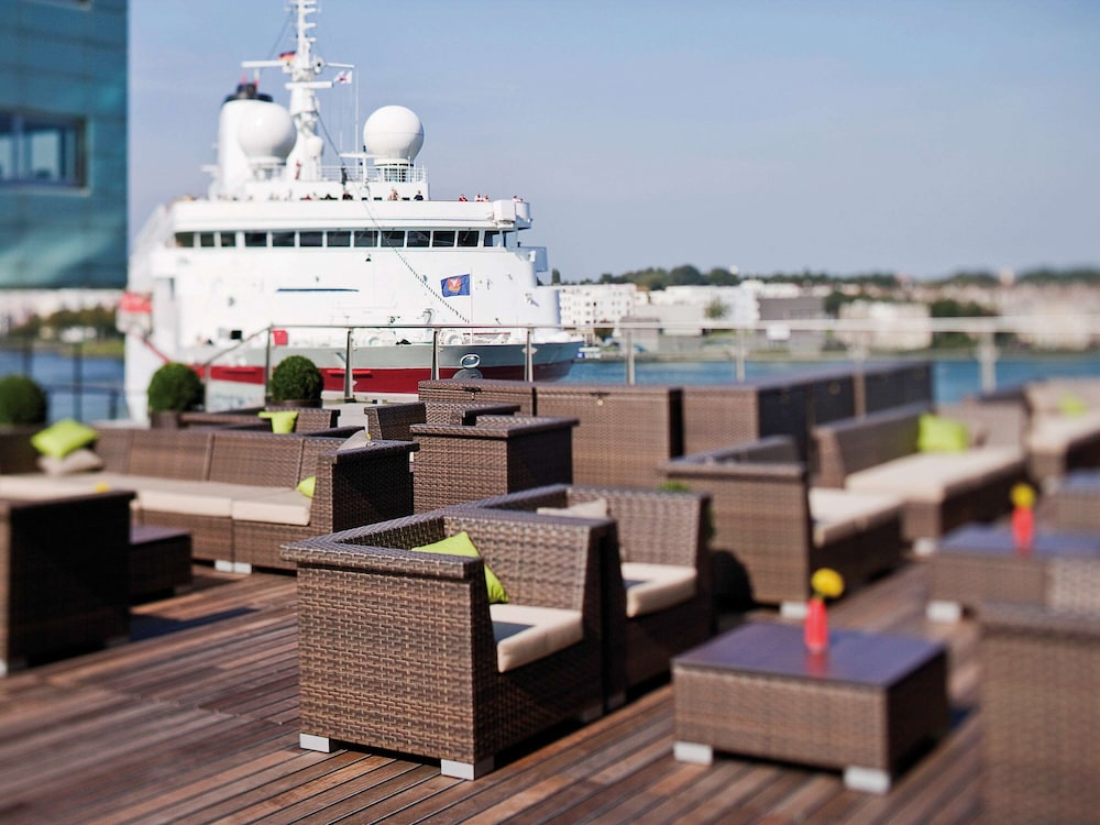 Movenpick Amsterdam City Centre 70/75