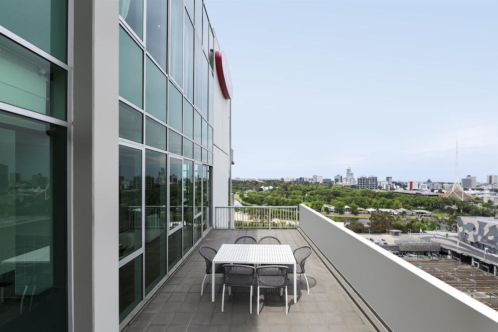 Adina Apartment Hotel Melbourne On Flinders in MELBOURNE