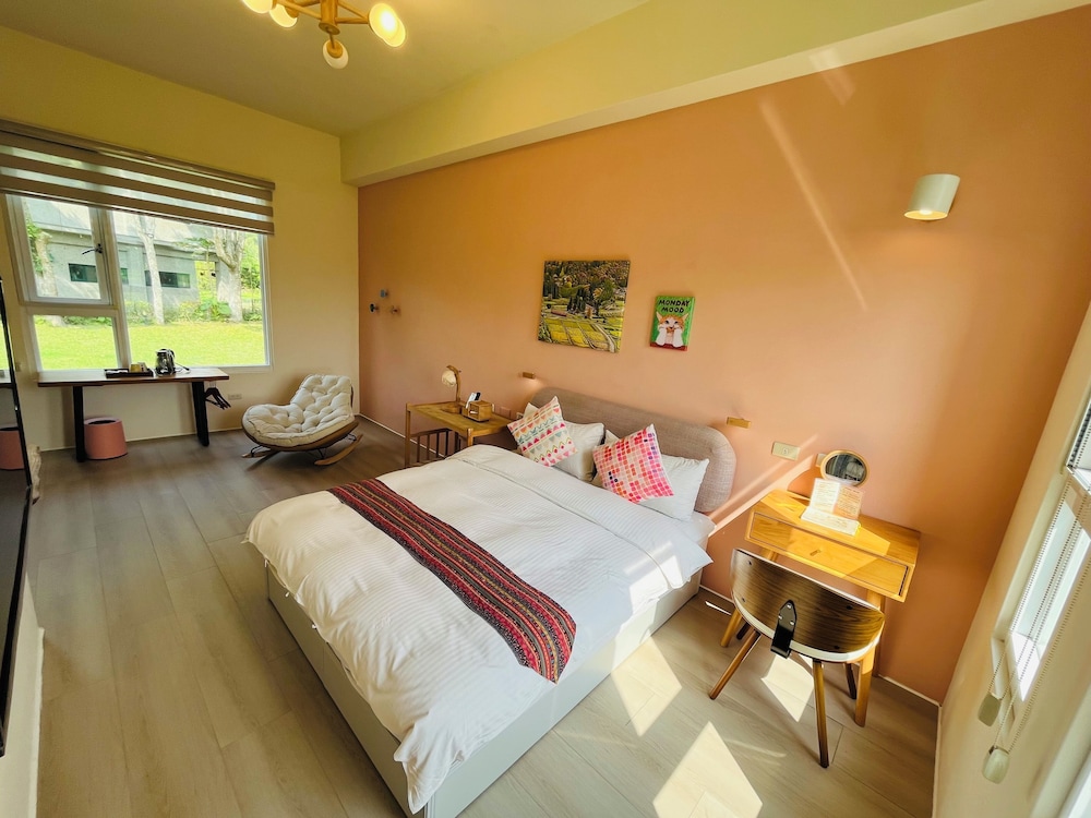 CLASSIC, DOUBLE BED, GARDEN VIEW, GARDEN AREA