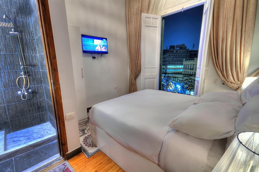 The Square Boutique Hotel 50/70