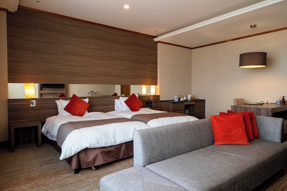 SUPERIOR, TWIN BEDS