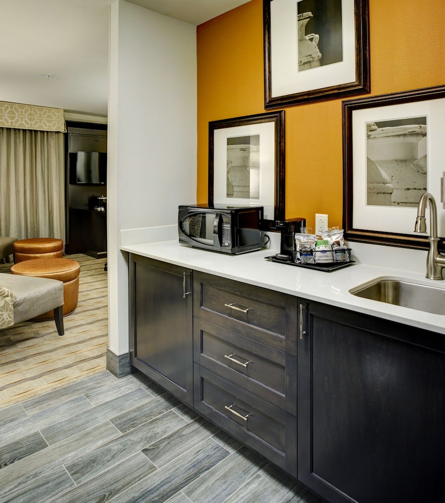 Hampton Inn & Suites Columbus 9/47