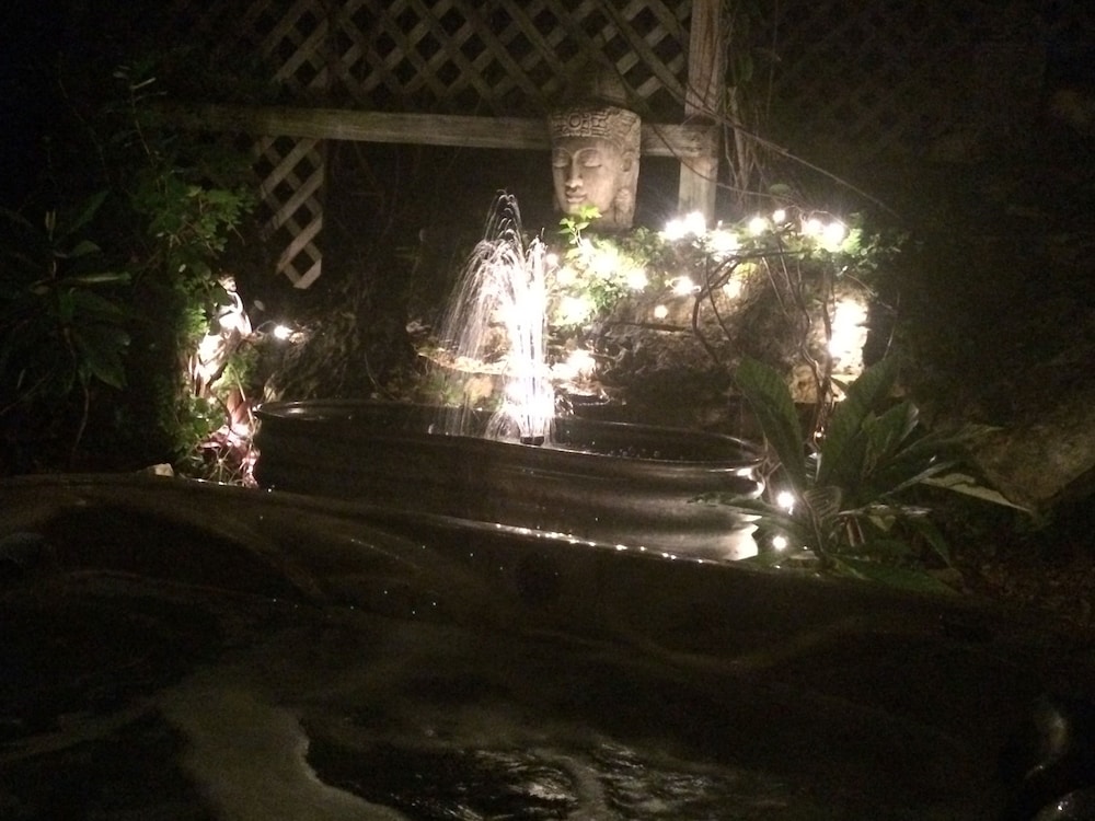 Casa Del Sol Bed And Breakfast 55/68