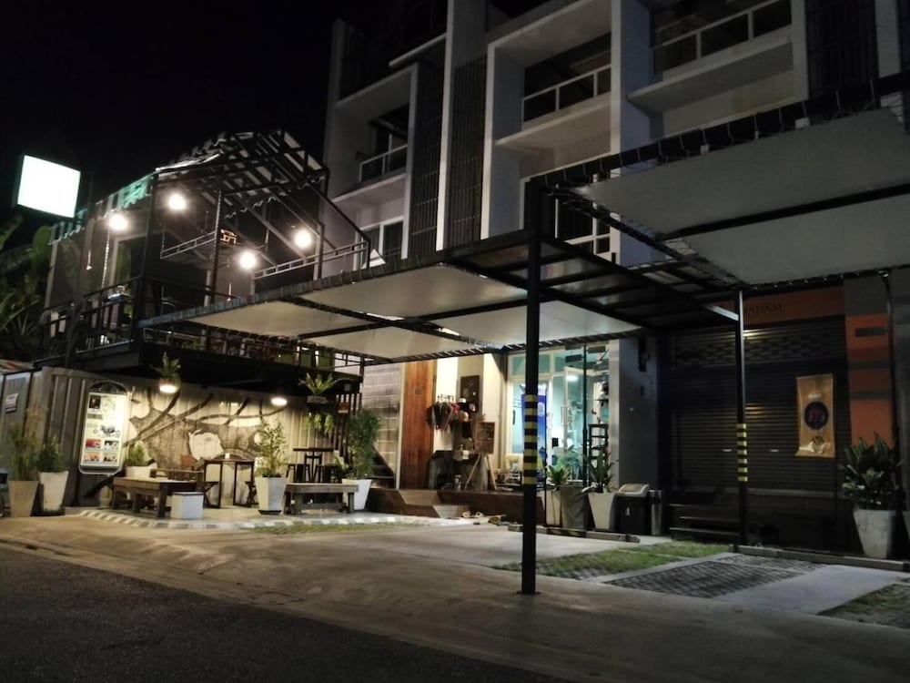 White Monkey Guesthouse 6/56
