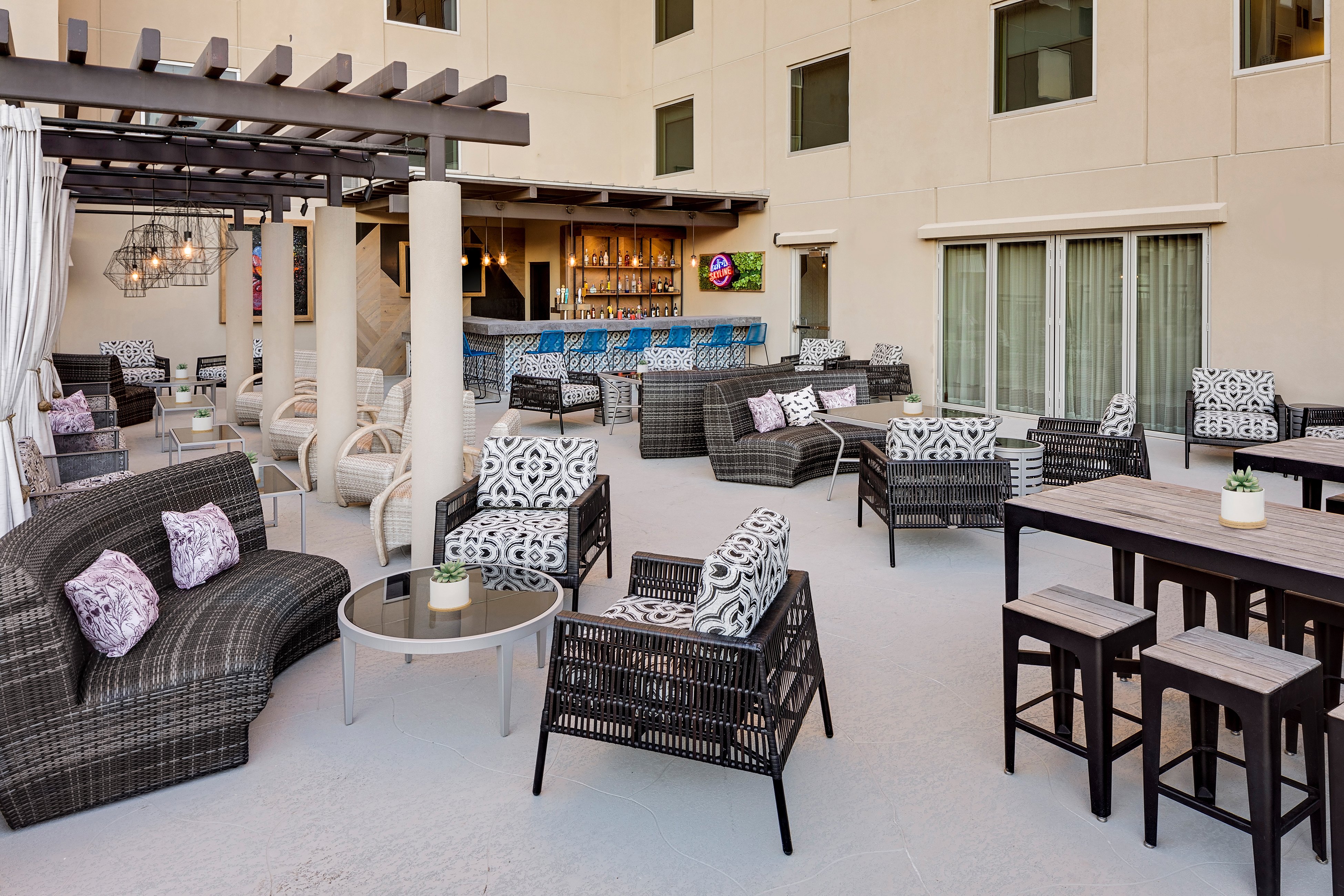 Hotel Indigo Austin Downtown University 45/70