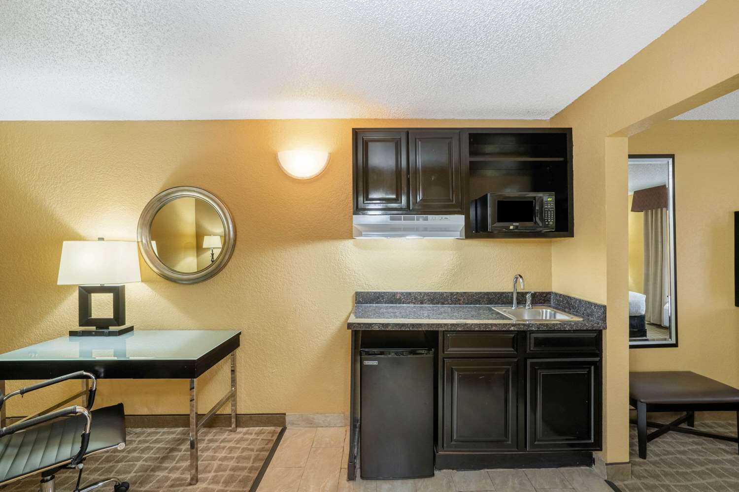 La Quinta Inn & Suites by Wyndham Hot Springs 10/57