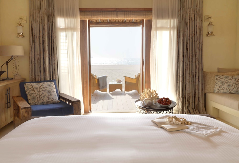 Room at Anantara Sir Bani Yas Island Al Yamm Villa Resort, ABU DHABI