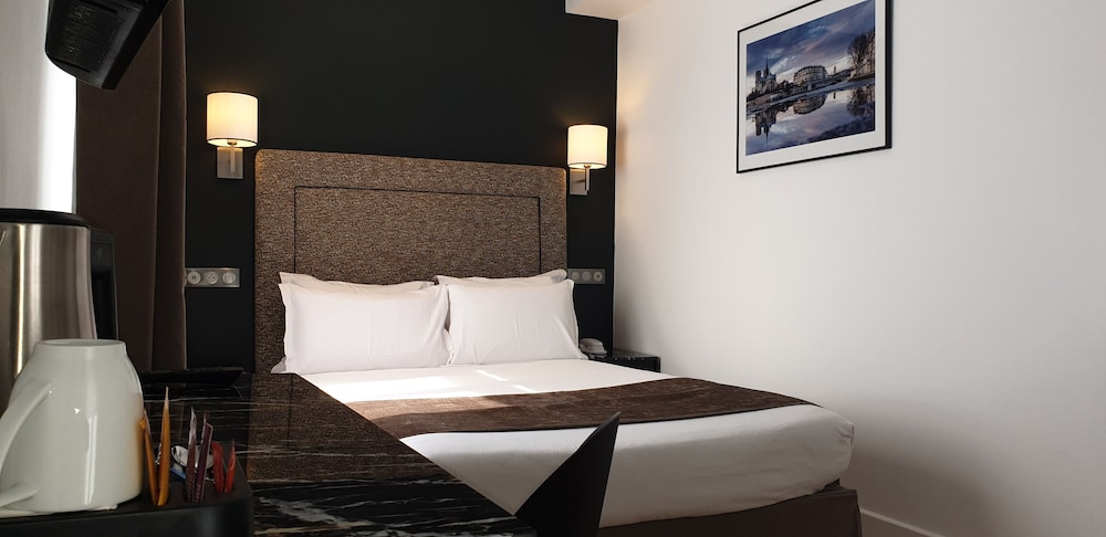 Acacias Etoile Hotel 51/52