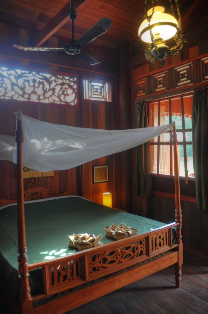 Rajabori Villas 2/50