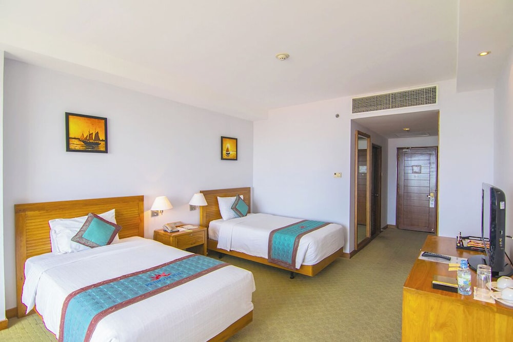 Petro Hotel 24/53