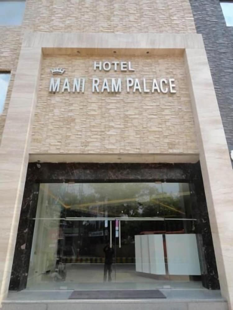 HOTEL MANIRAM PALACE 3/19