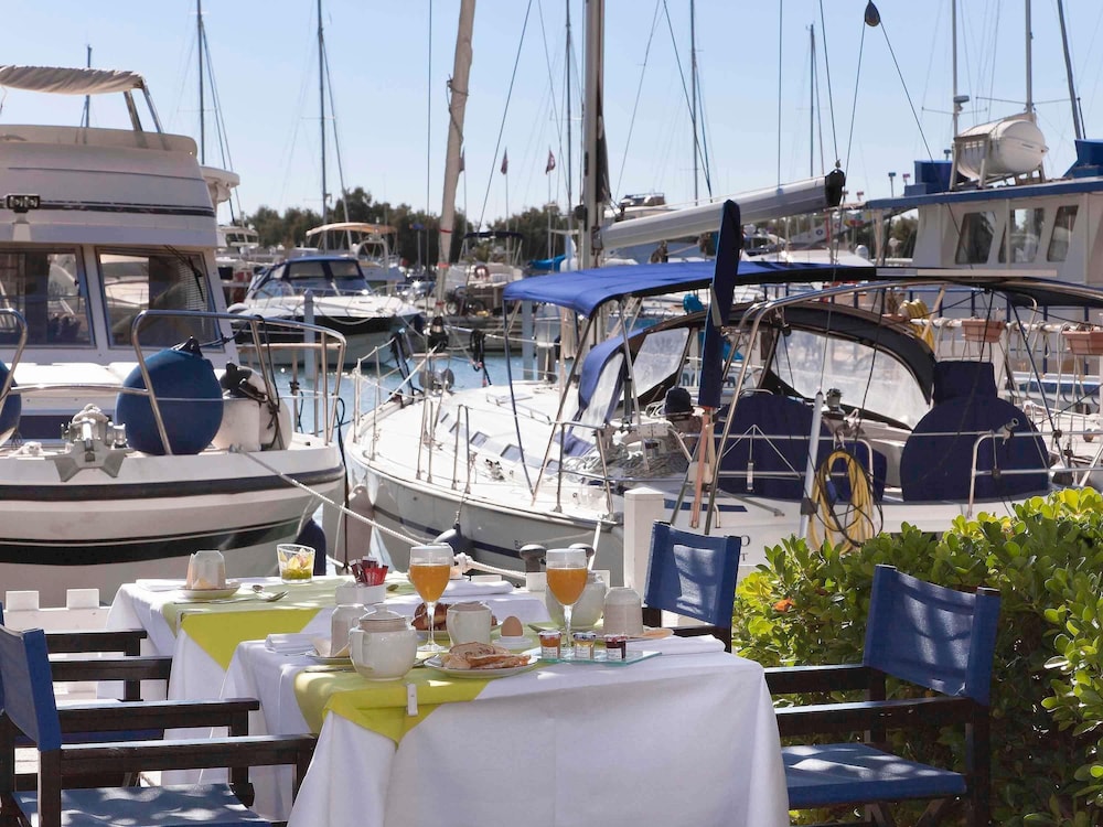 MERCURE LA GRANDE MOTTE PORT 31/46