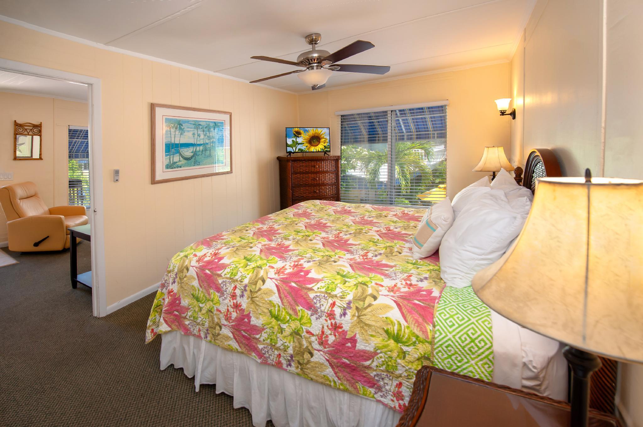 Bamboo, Suite, King Bed