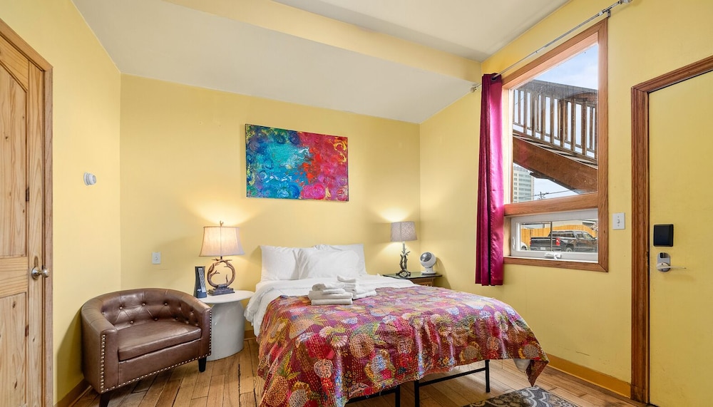 SUPERIOR, DOUBLE BED, PRIVATE BATHROOM