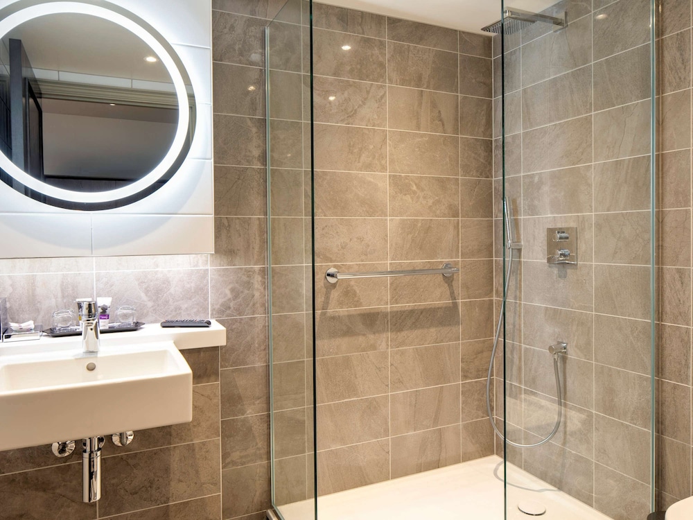 Mercure Oxford Eastgate Hotel 12/69