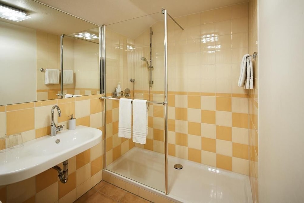 Landhotel & Gasthof Cramer 48/50