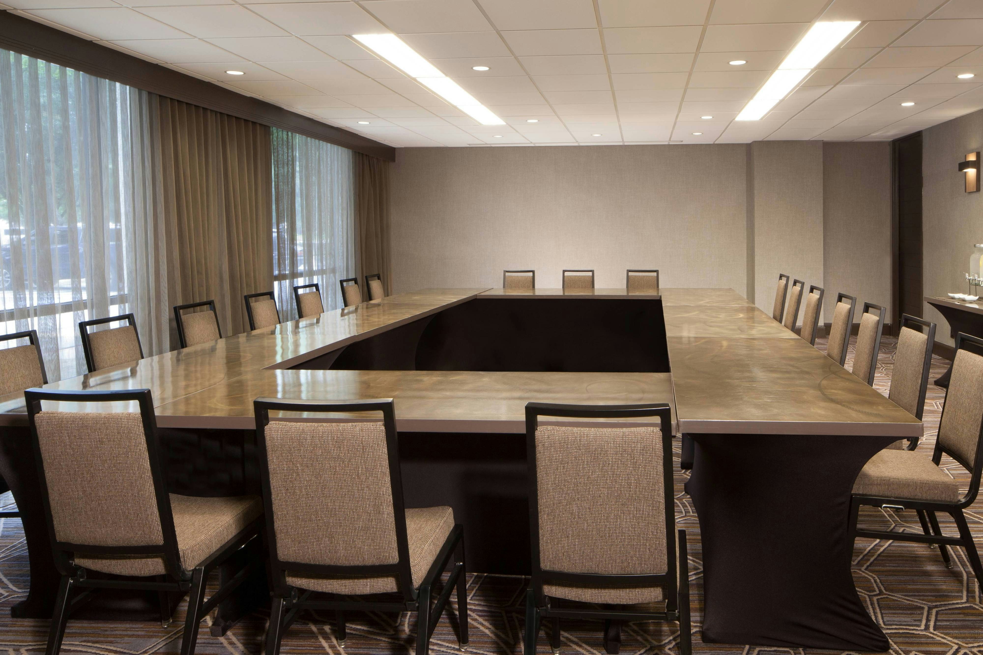 Dallas Fort Worth Airport Marriott 53/60