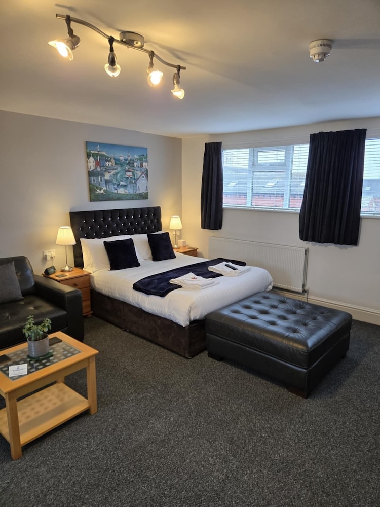 The Seacroft 25/41