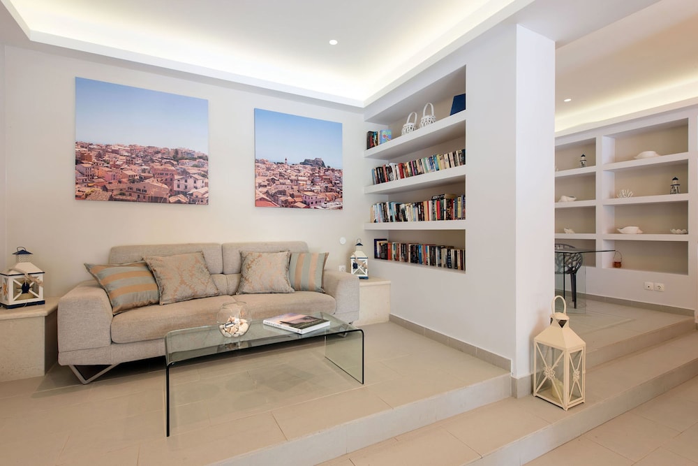 Melina Bay Boutique Hotel 38/60