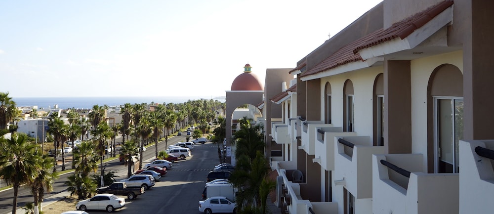 Hotel And Suites Las Palmas Los Cabos 60/68