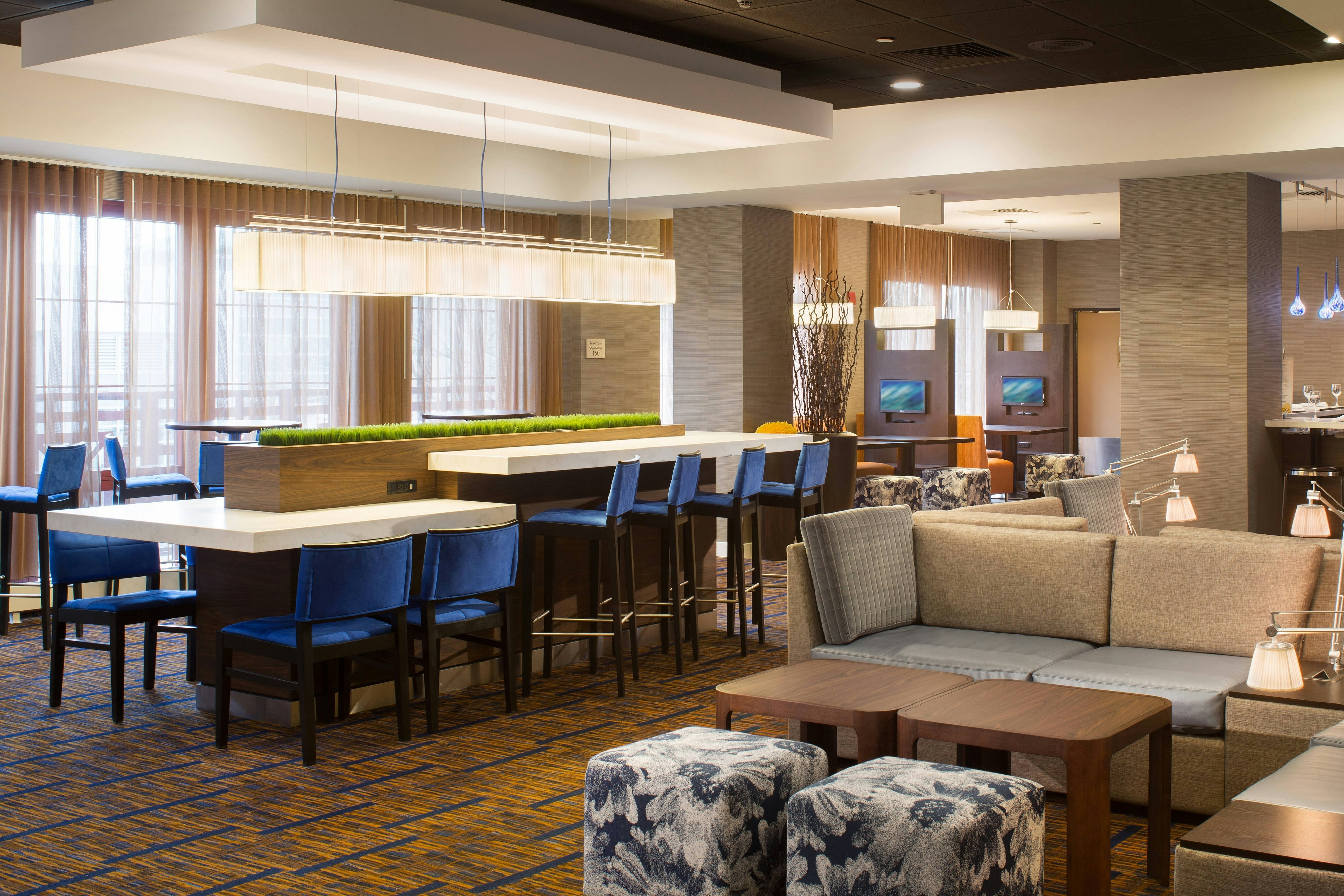 Downtown Providence Courtyard By Marriott 38/64