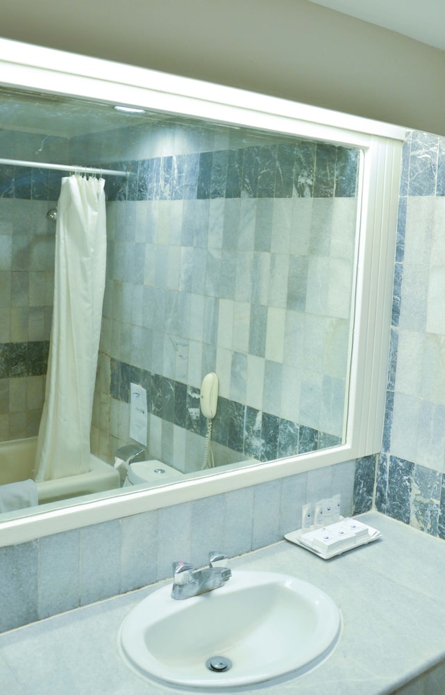 Savoy Homann Bandung 33/61