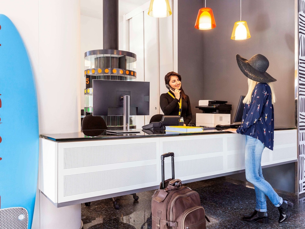 Ibis Styles Brindisi 6/66