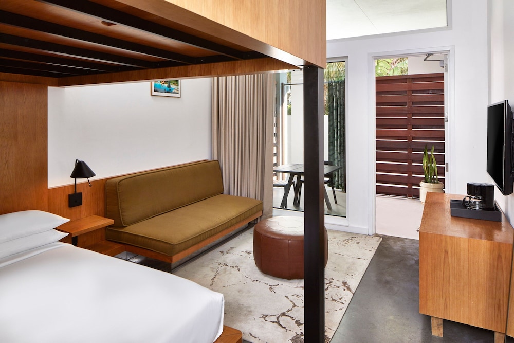 The Sarasota Modern, a Tribute Portfolio Hotel 9/44