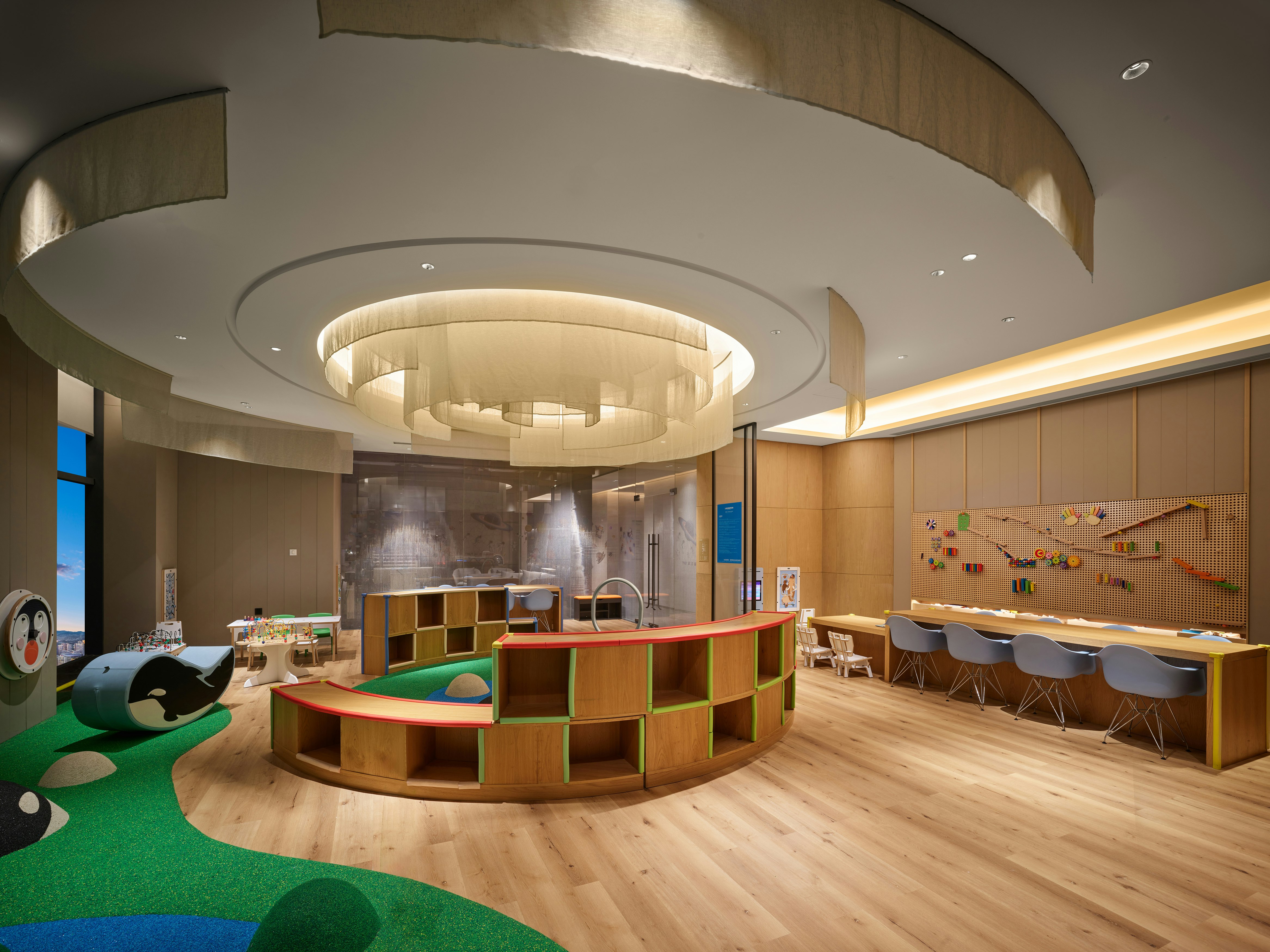 Hilton Lanzhou City Center 26/28