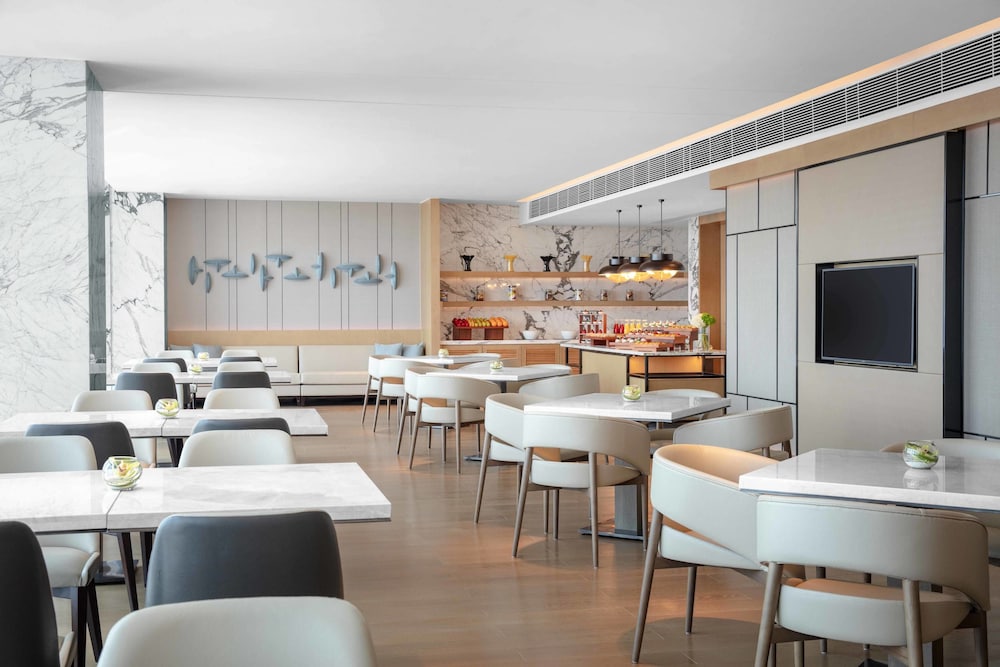 Courtyard By Marriott Shenzhen Bao An 35/45