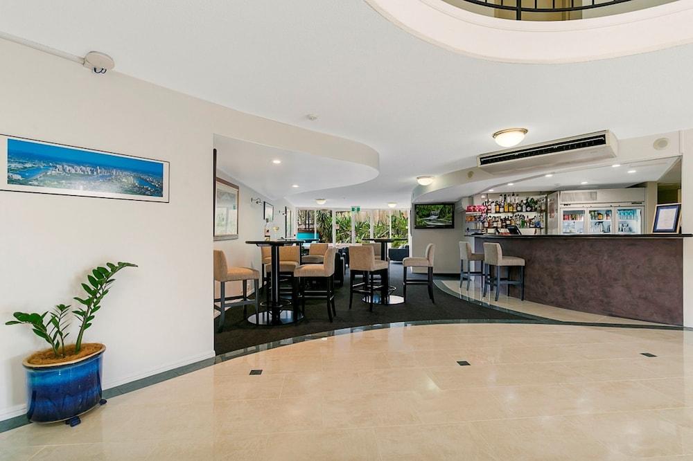 THE WELLINGTON APARTMENT HOTEL 10/48