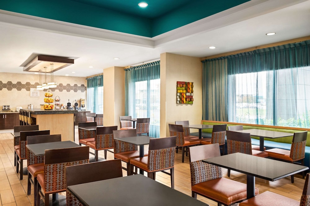 La Quinta Inn & Suites by Wyndham Richmond-Midlothian 23/36