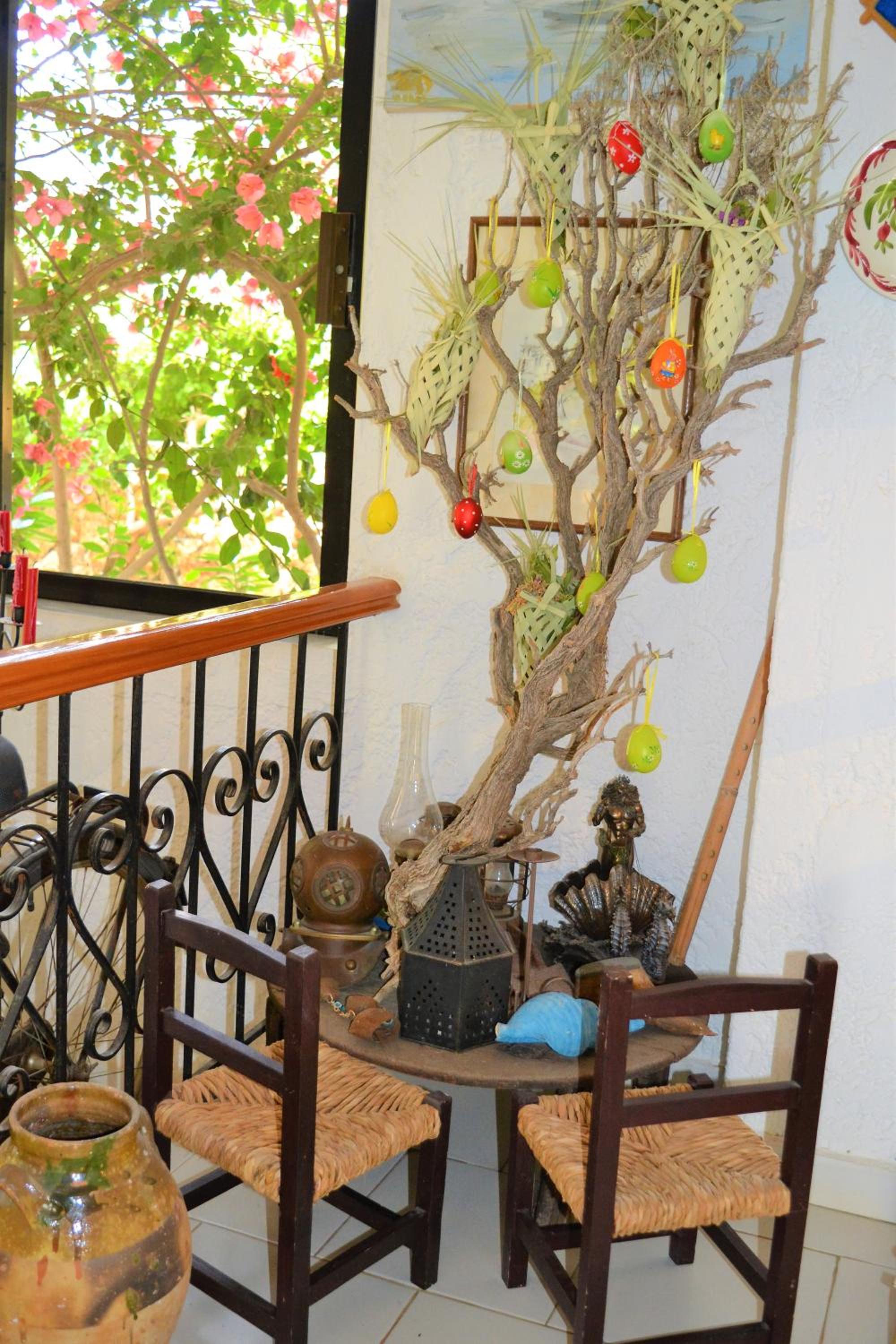 Irini Hotel 46/63