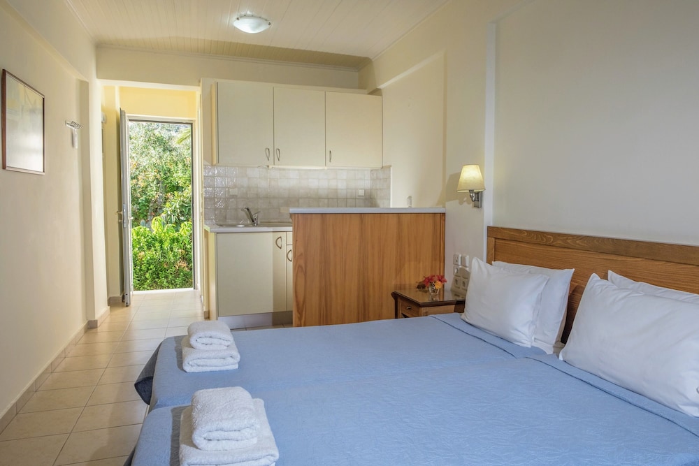 STUDIO, SEA VIEW, BALCONY
