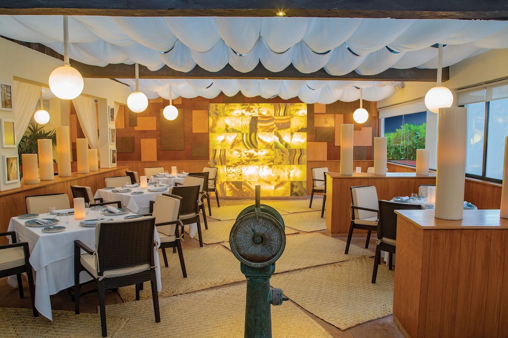 Secrets Mirabel Cancun Resort & Spa - Adults Only 40/50