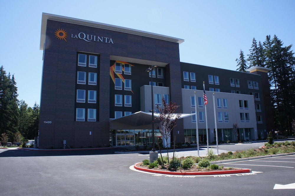 La Quinta Inn & Suites By Wyndham Marysville 53/57