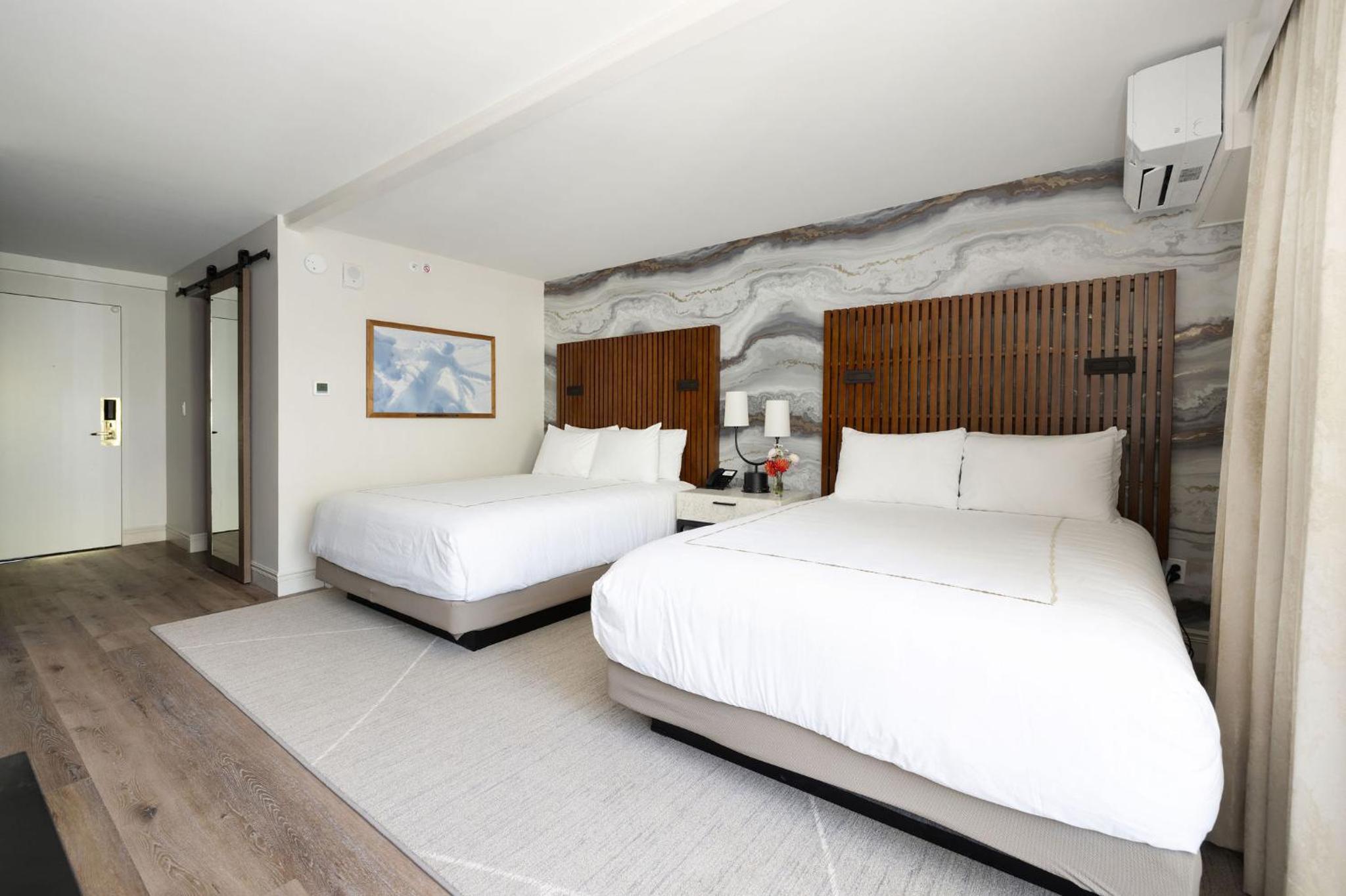 Go, Double Bed, Creek View, Balcony
