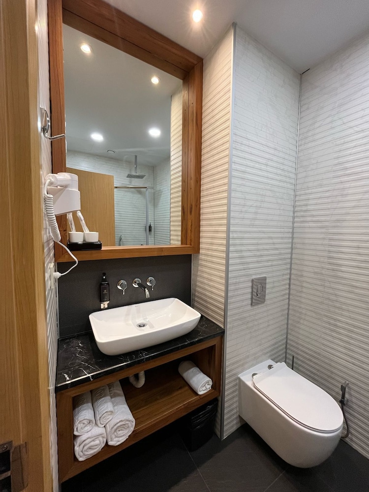 Grand Opera Hotel 37/39