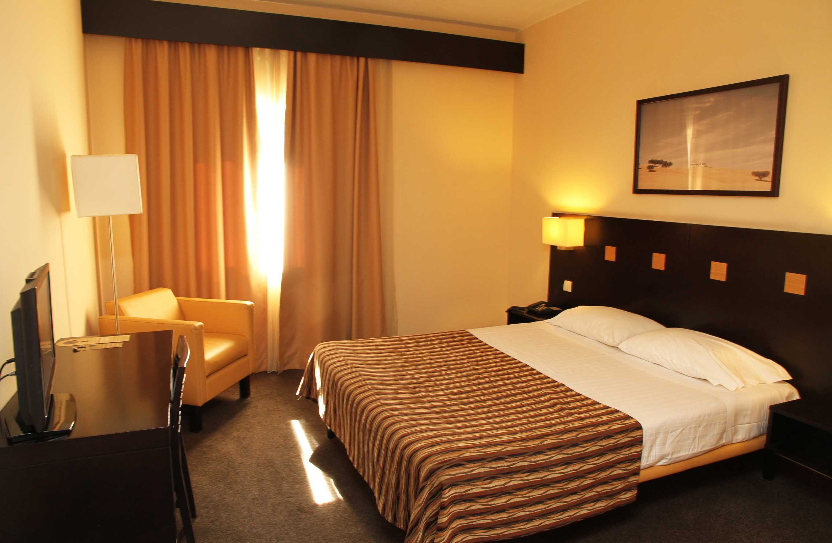 Standard, Double Bed