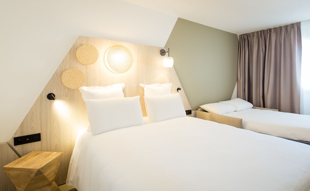 MERCURE CANNES MANDELIEU 16/60