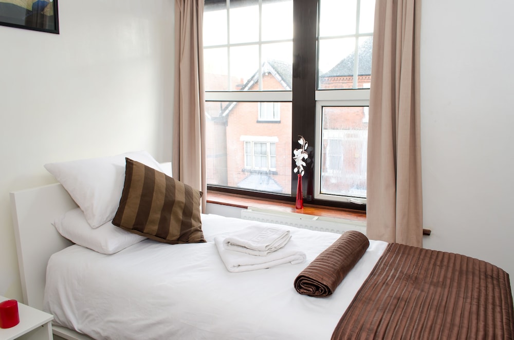 Campbell S Guest House 16/50